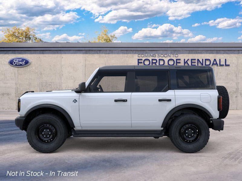 New 2026 Ford Bronco Outer Banks w/ Black Appearance Package AWD/4WD image 3
