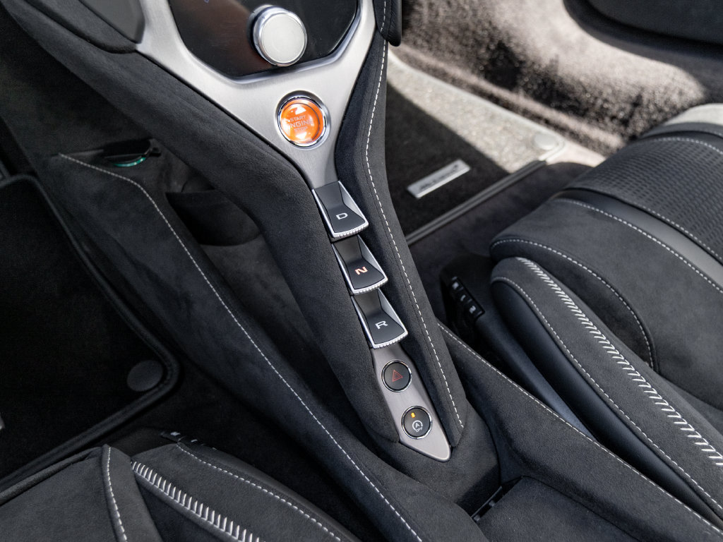 New 2027 McLaren 750S RWD image 19