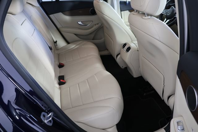 Used 2022 Mercedes-Benz GLC 300 4MATIC w/ Premium Package Lite image 22