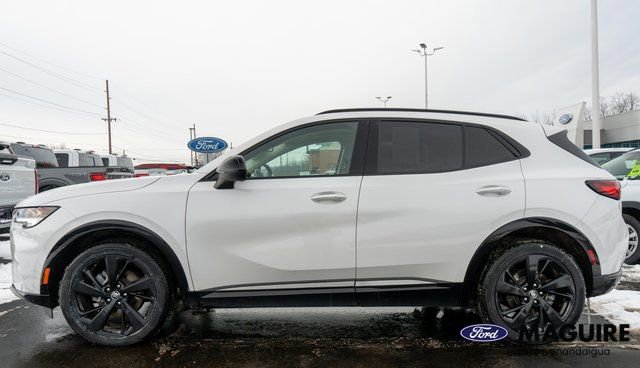 Used 2023 Buick Envision Essence w/ Sport Touring Package image 9
