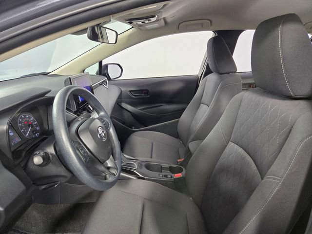 Used 2025 Toyota Corolla LE FWD image 14