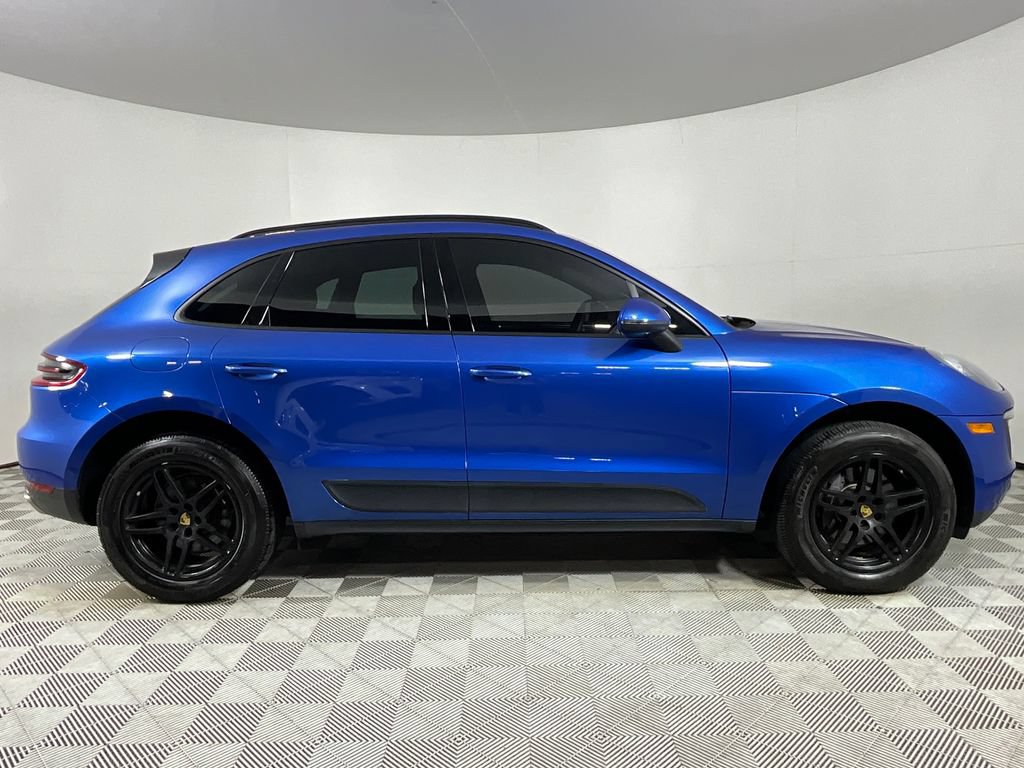 Used 2018 Porsche Macan AWD/4WD image 5