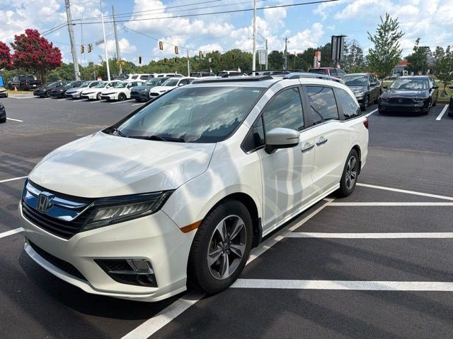 Used 2018 Honda Odyssey Touring video 2