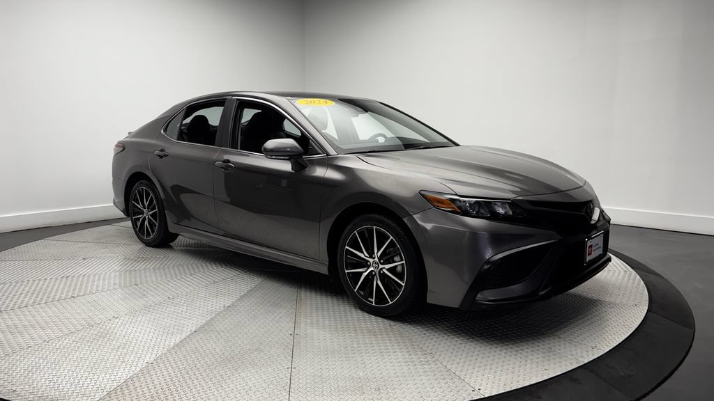 Used 2024 Toyota Camry SE FWD image 39