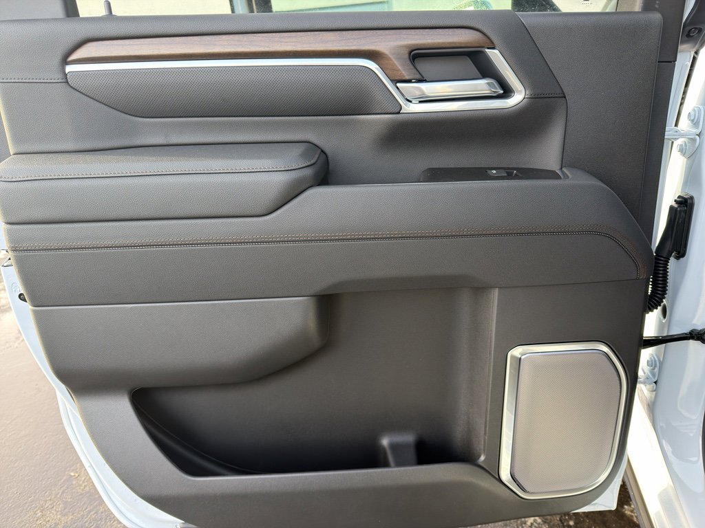 New 2026 Chevrolet Silverado 3500 High Country w/ High Country Premium Package image 18