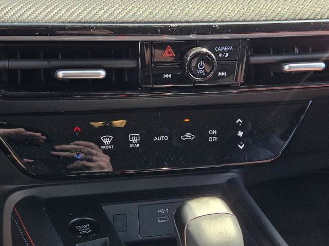 Certified 2025 Nissan Kicks SR AWD/4WD image 28