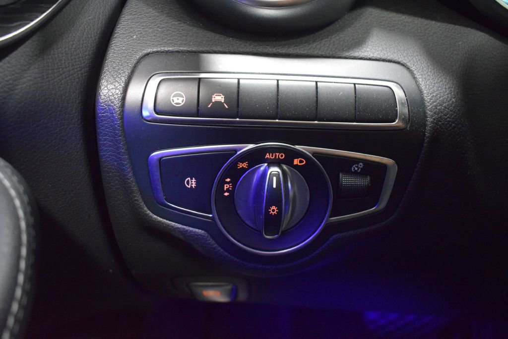 Used 2021 Mercedes-Benz C 300 4MATIC Sedan w/ Driver Assistance Package image 33