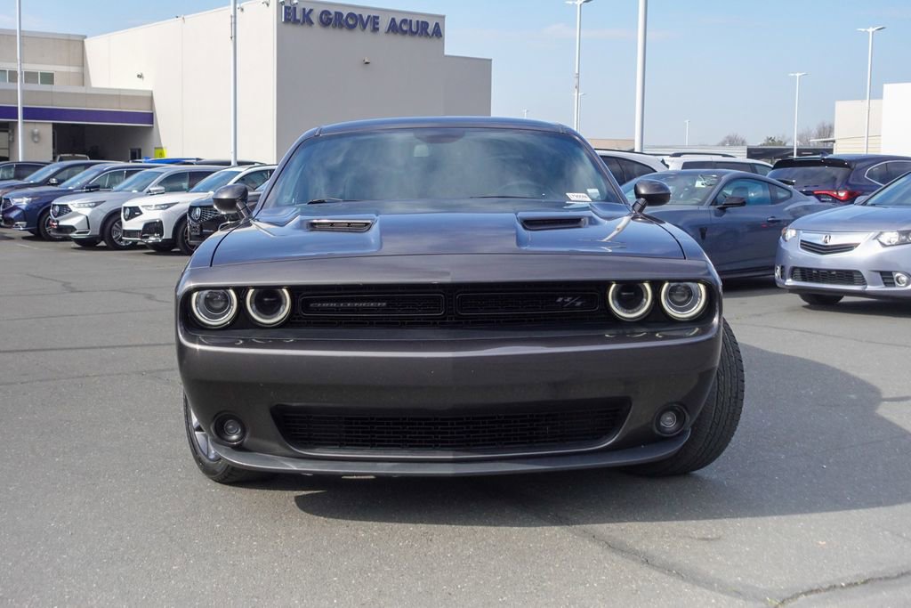 Used 2018 Dodge Challenger R/T w/ Blacktop Package image 2