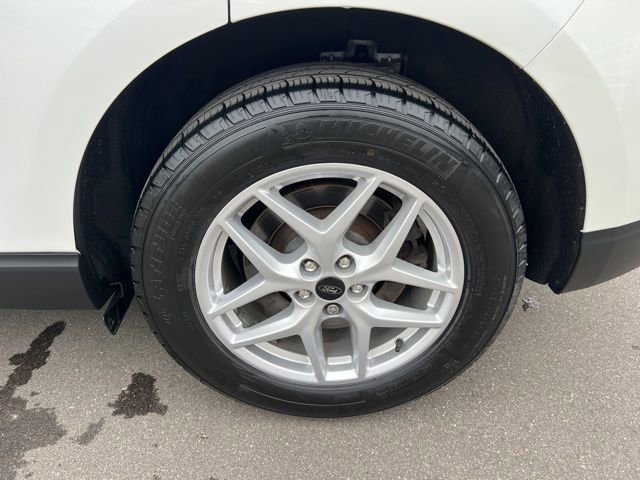 Used 2023 Ford Edge SEL w/ Convenience Package AWD/4WD image 9