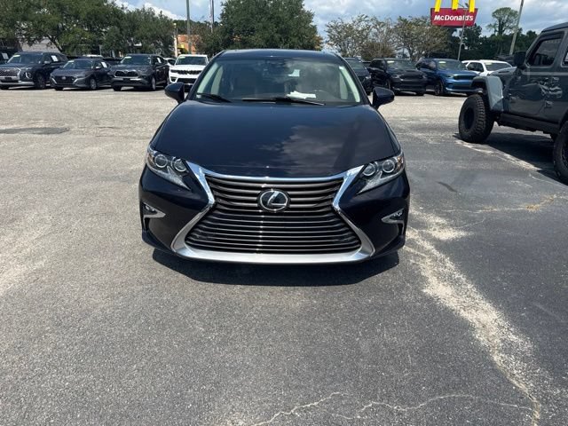 Used 2018 Lexus ES 350 w/ Luxury Package w/Wood Trim FWD image 7
