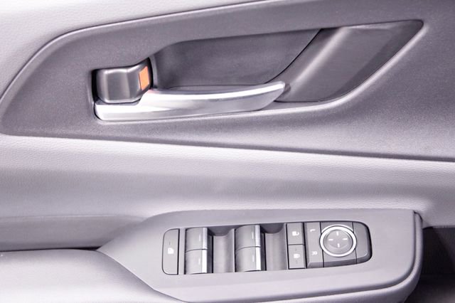 Used 2024 Toyota Prius XLE image 21