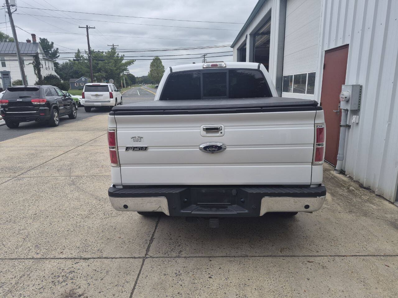Used 2013 Ford F150 Lariat w/ Luxury Equipment Group AWD/4WD image 2