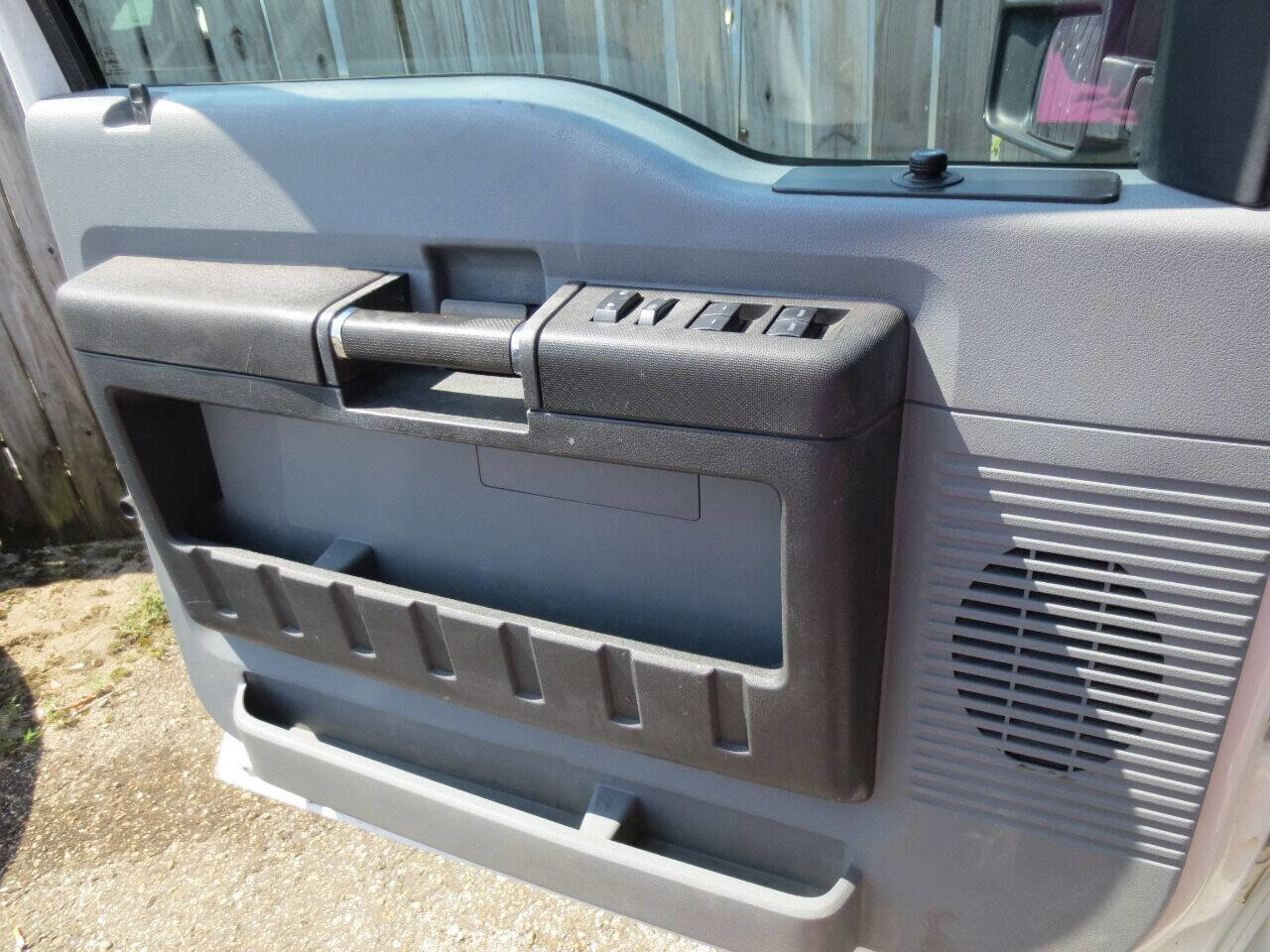 Used 2016 Ford F250 XL w/ Power Equipment Group image 13