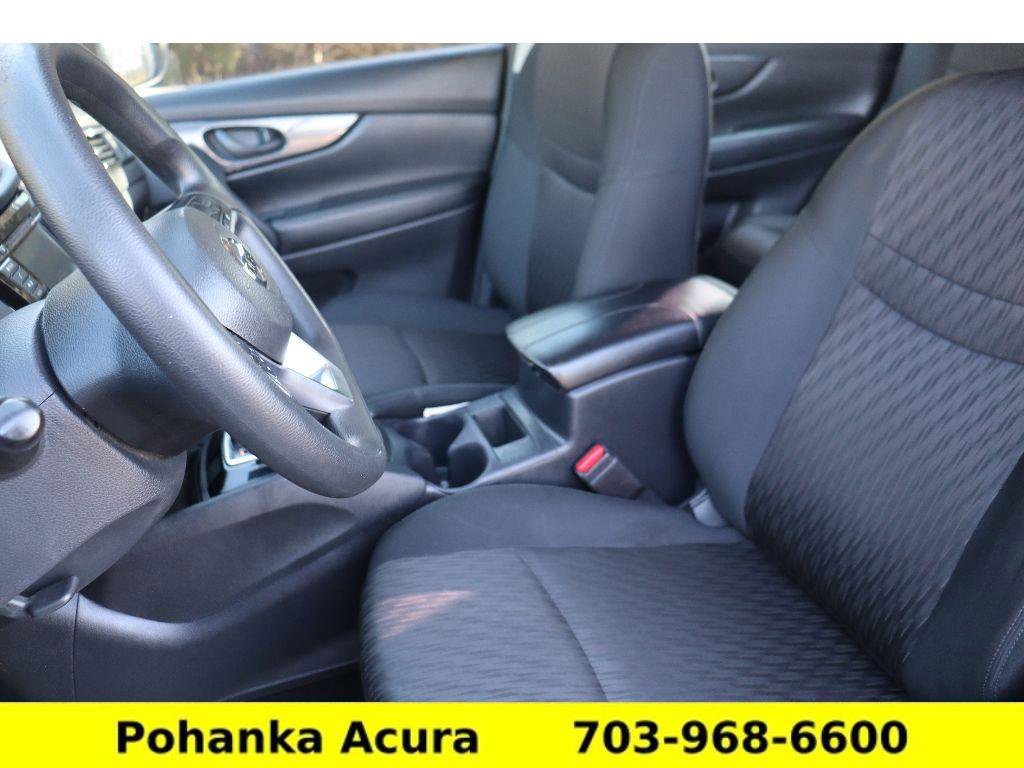 Used 2020 Nissan Rogue S image 26