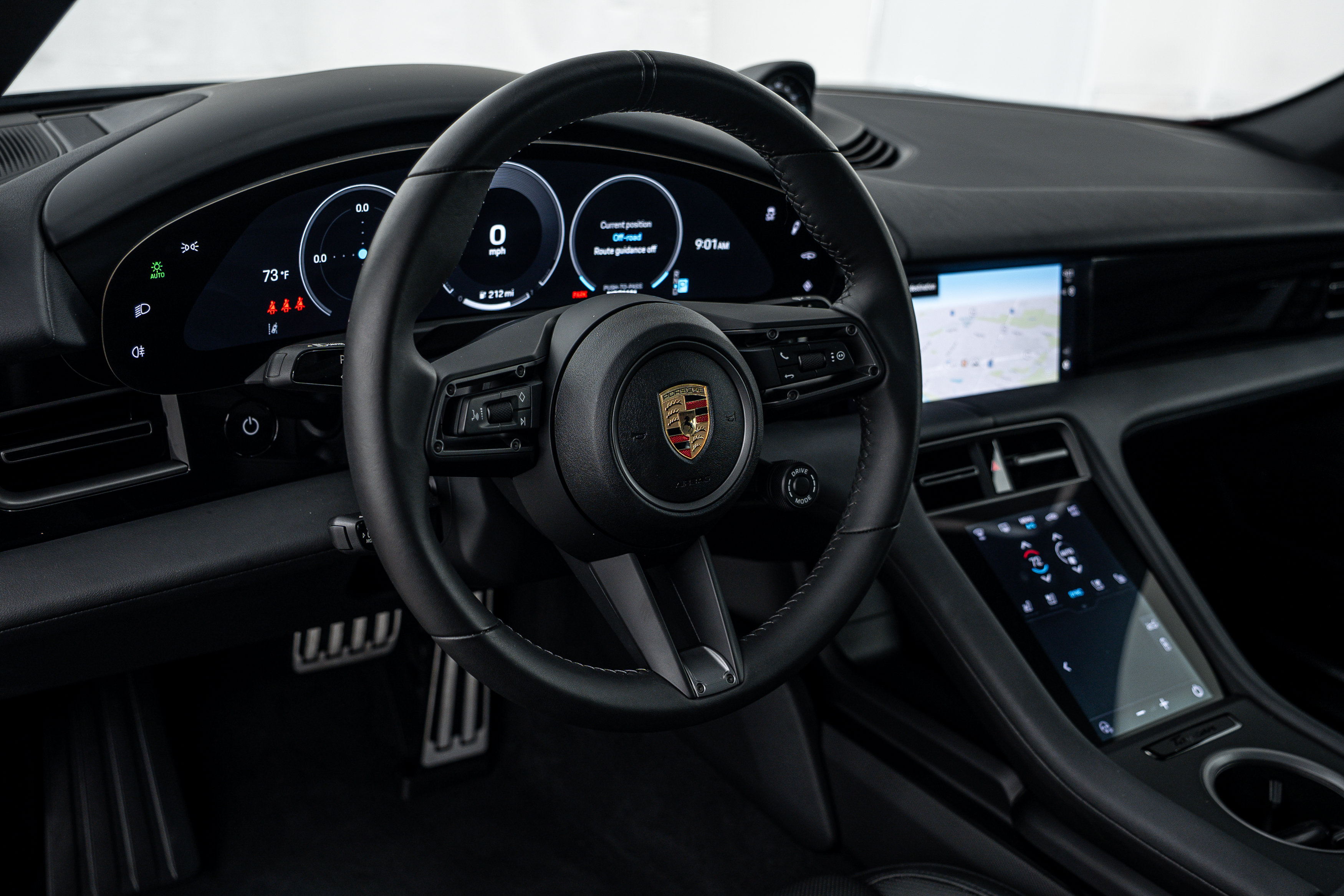 Certified 2025 Porsche Taycan 4S AWD/4WD image 15