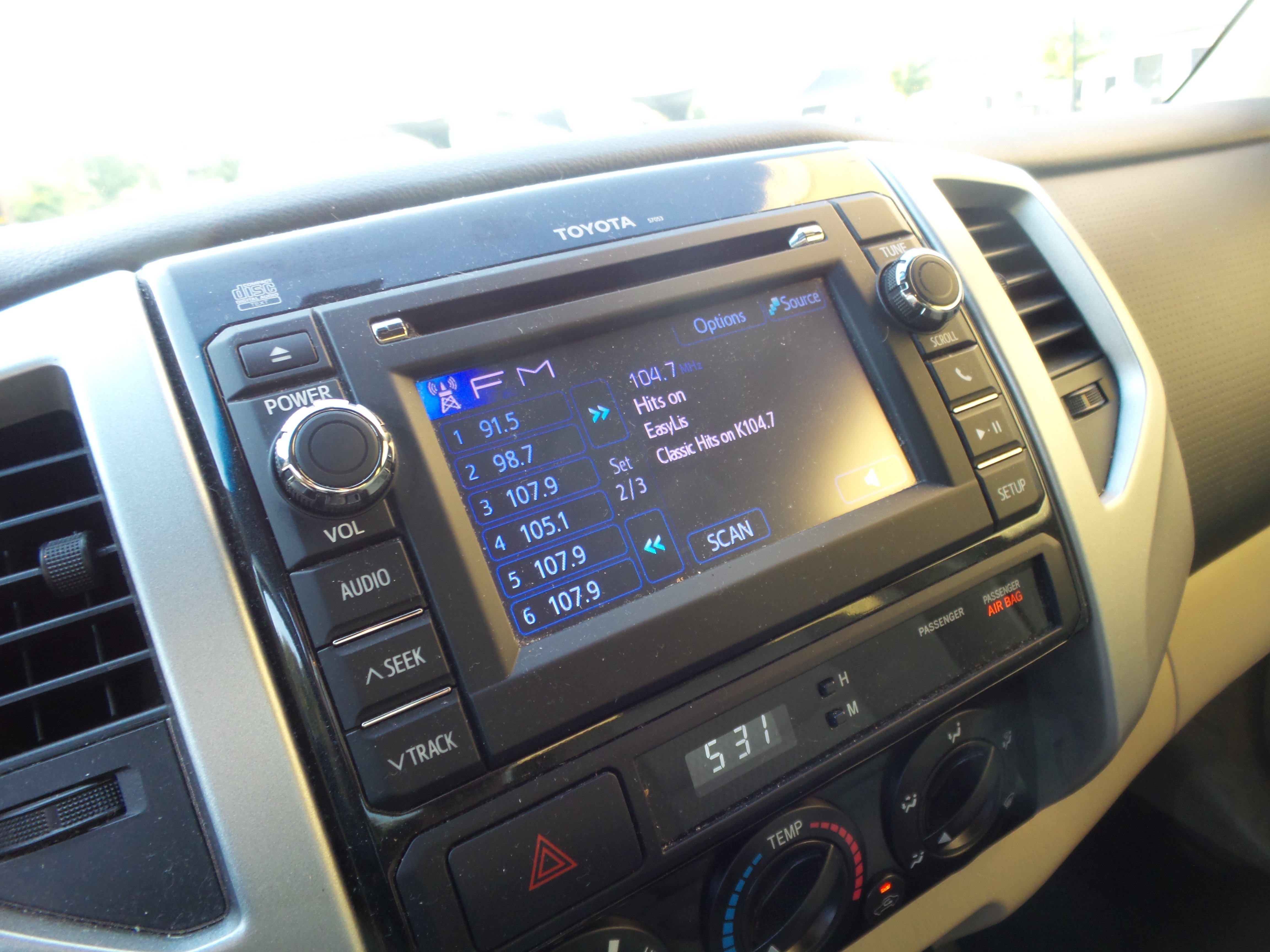 Used 2013 Toyota Tacoma PreRunner w/ SR5 Pkg RWD image 48