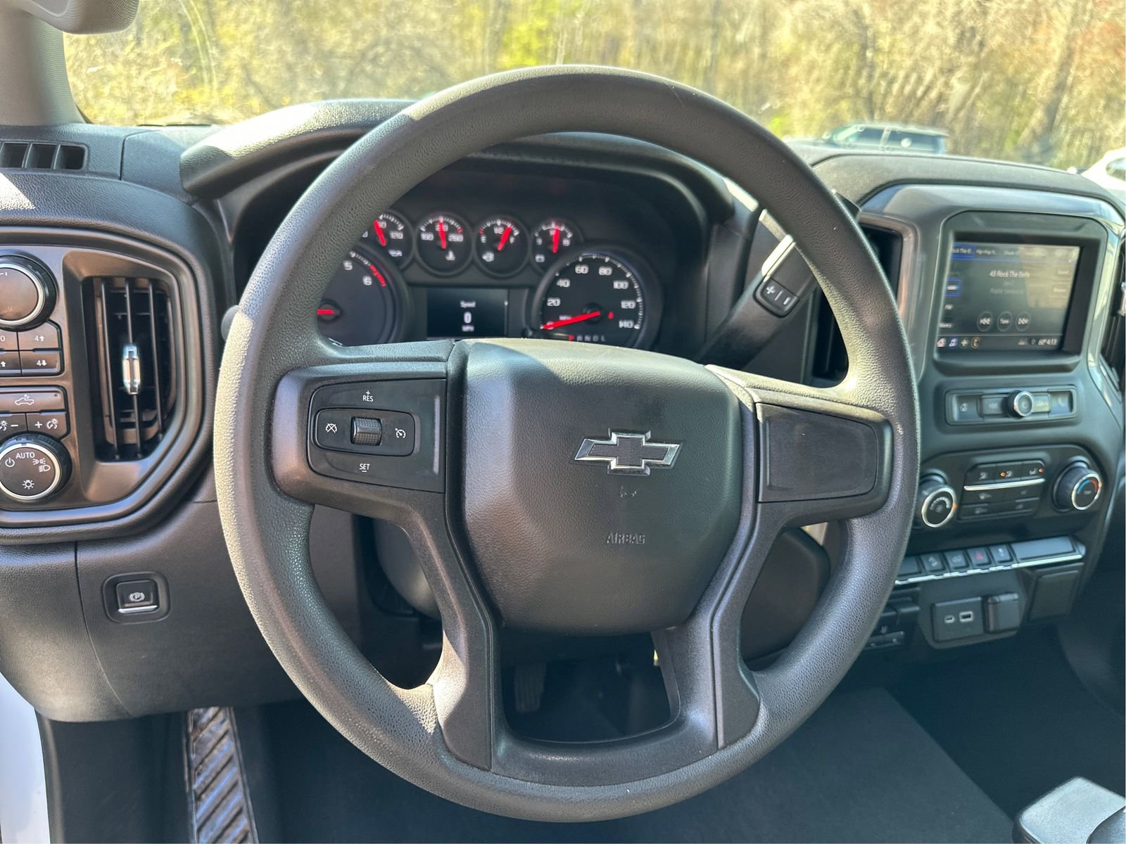 Certified 2021 Chevrolet Silverado 1500 Custom Trail Boss AWD/4WD image 18