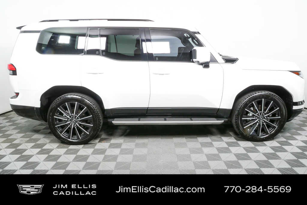 Used 2024 Lexus GX 550 w/ Accessory Package (2T) AWD/4WD image 2