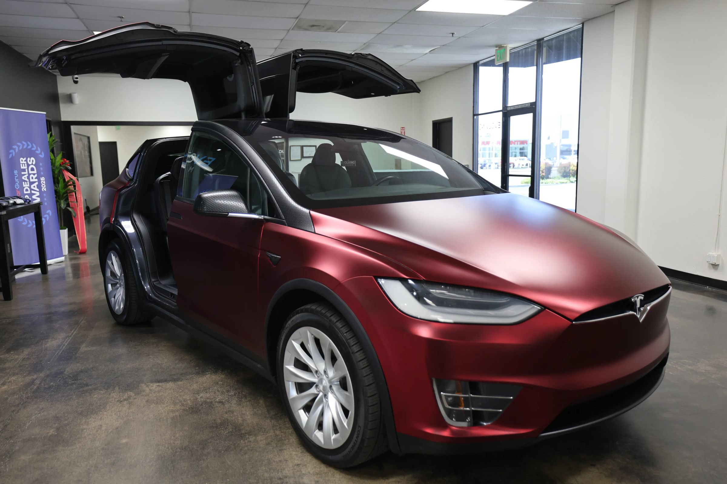 Used 2020 Tesla Model X Long Range AWD/4WD image 13