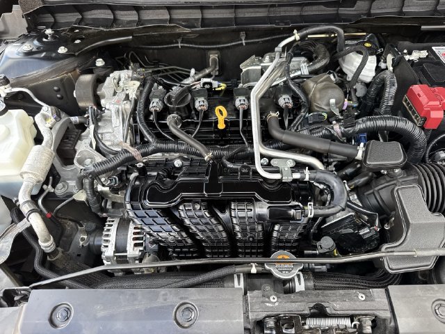 Used 2025 Nissan Altima 2.5 SV AWD/4WD image 32
