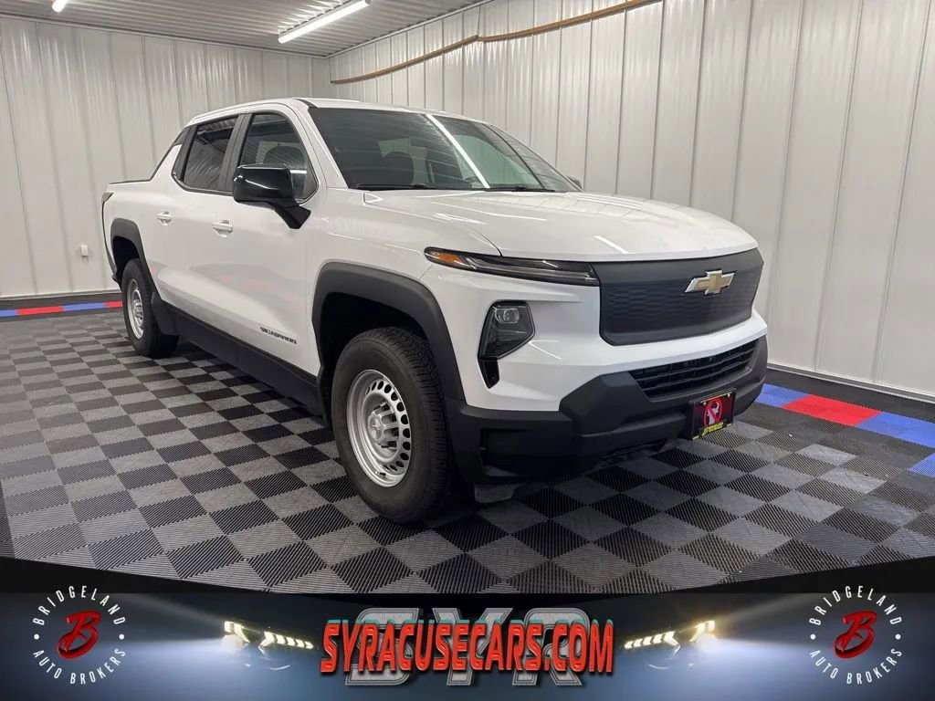 Used 2025 Chevrolet Silverado EV W/T w/ WT Plus Package AWD/4WD image 1