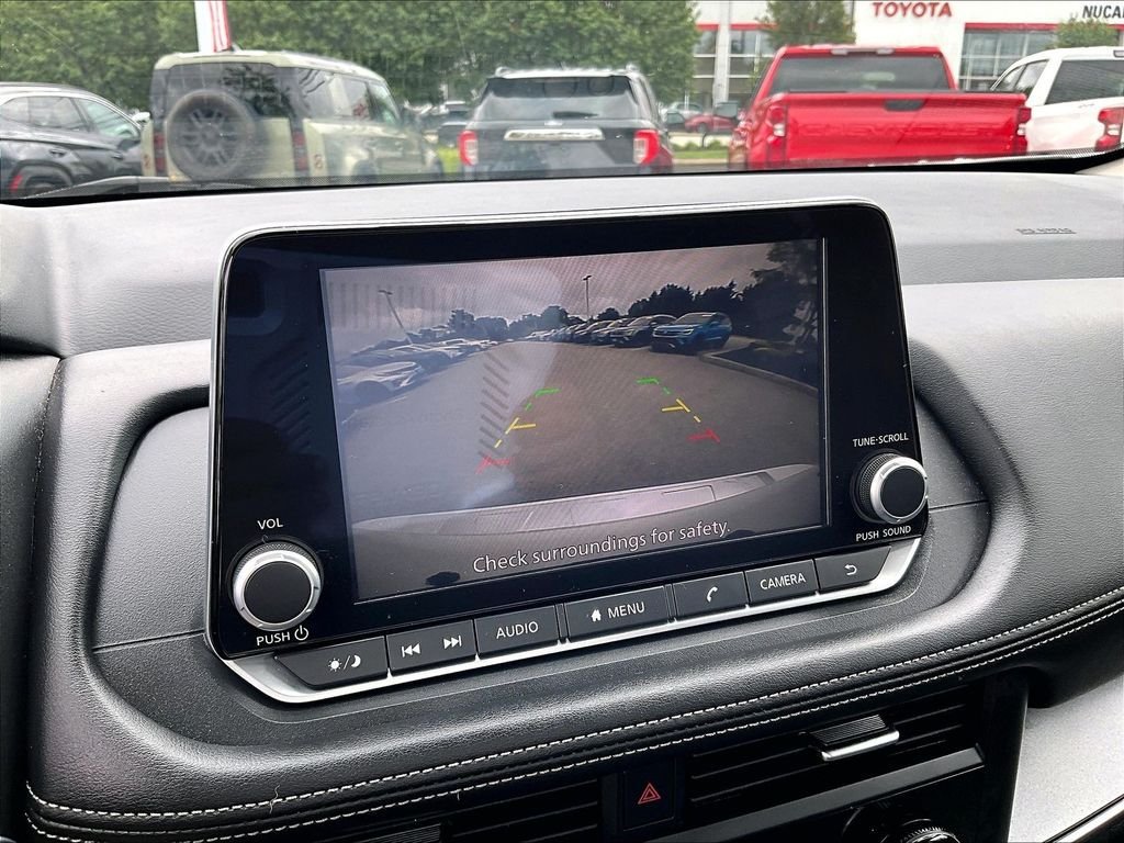 Certified 2024 Nissan Rogue SV AWD/4WD image 19