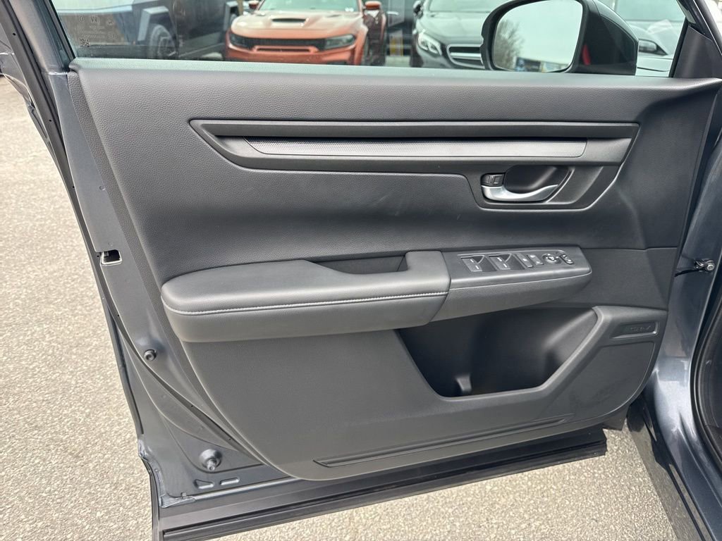 Used 2023 Honda CR-V LX image 22