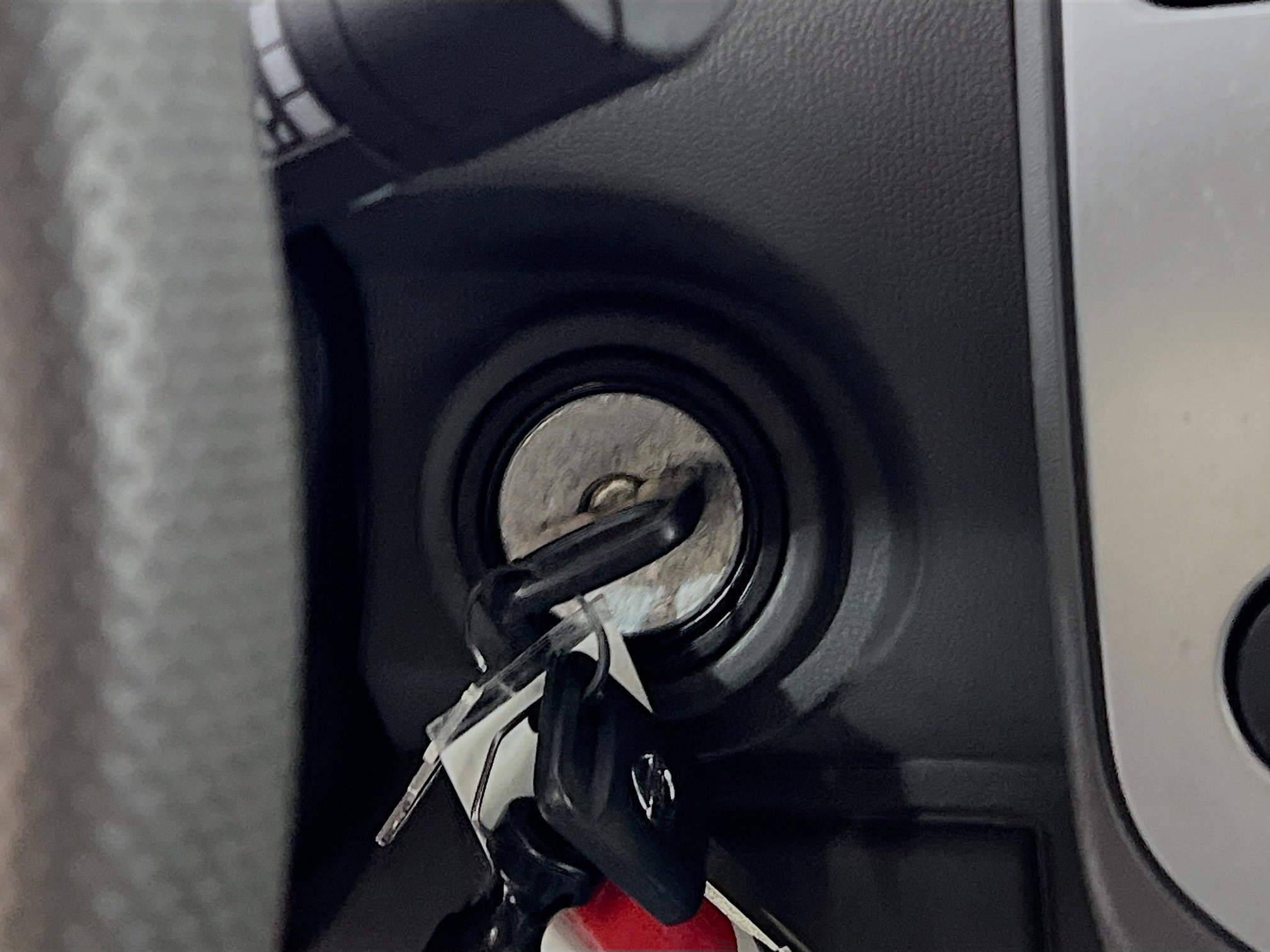 Used 2019 Nissan Frontier SV image 23