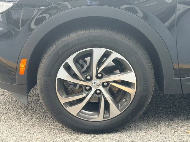 Used 2023 Buick Envision Essence image 9