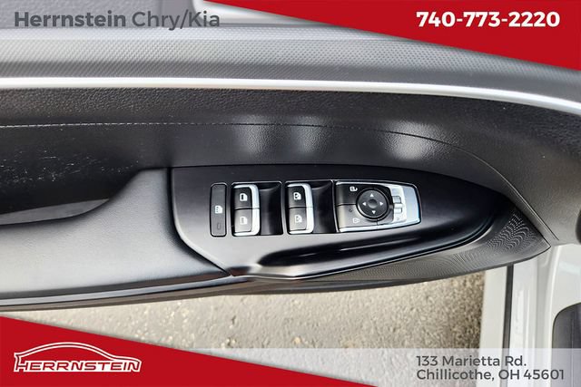 Used 2023 Kia K5 GT-Line w/ GT-Line Premium Package AWD/4WD image 9