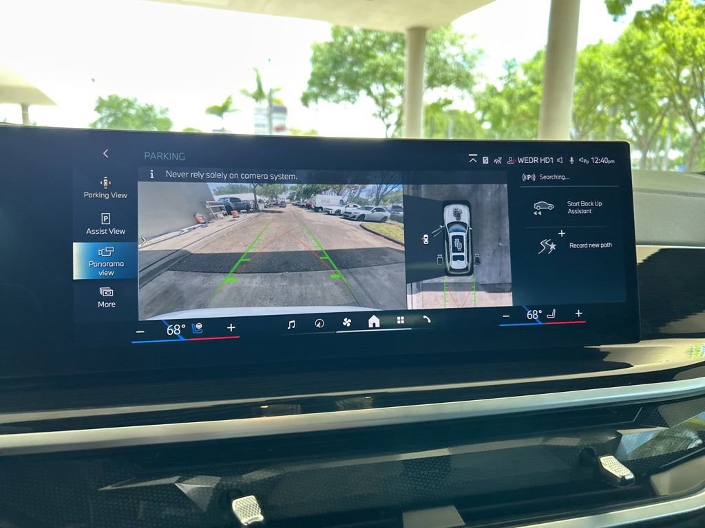 Used 2024 BMW X7 xDrive40i w/ M Sport Package image 10