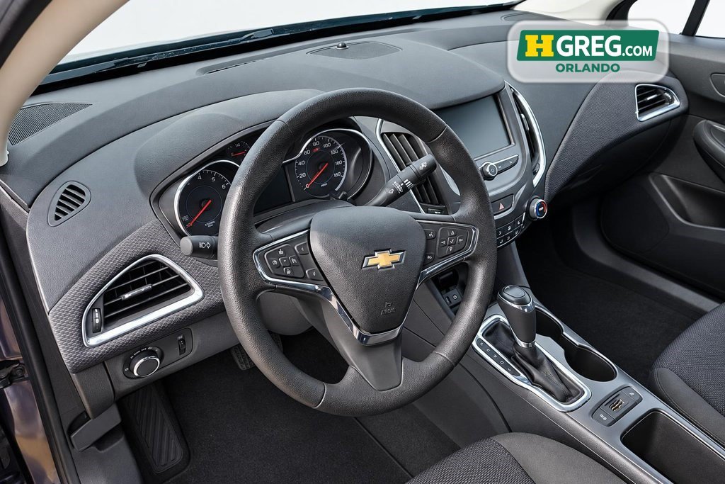 Used 2016 Chevrolet Cruze LT w/ Convenience Package FWD image 10