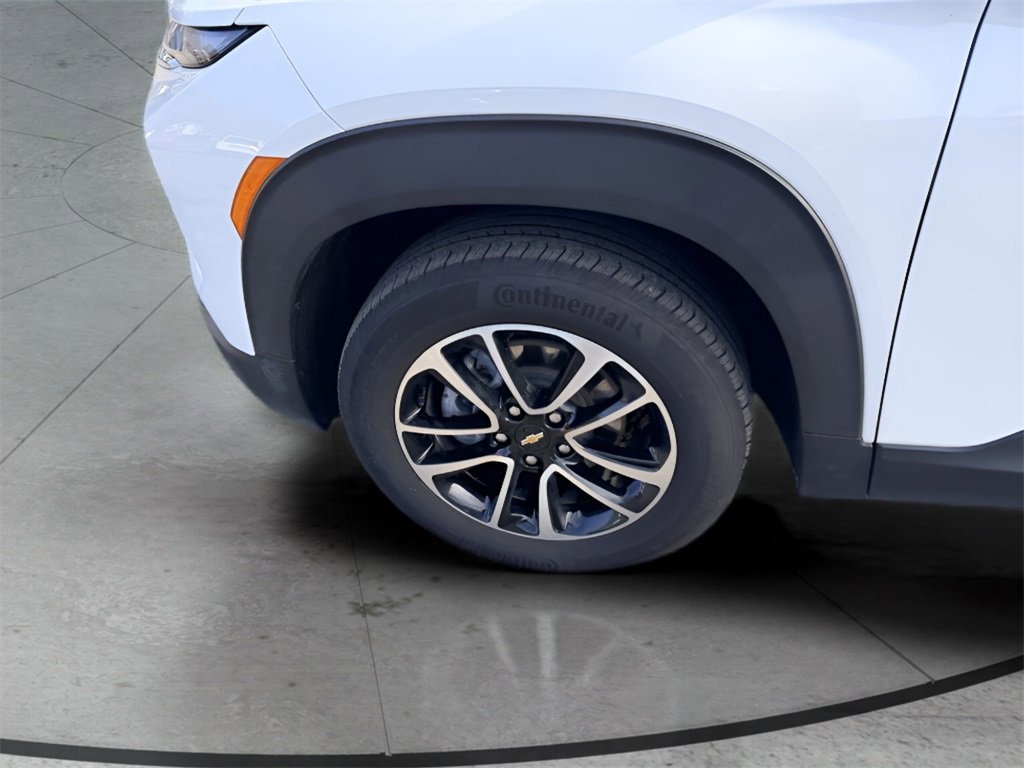 Used 2025 Chevrolet TrailBlazer LT image 10