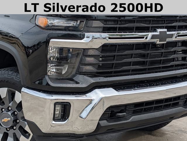 Used 2024 Chevrolet Silverado 2500 LT image 3