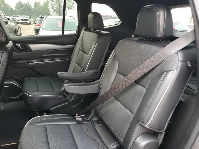 Used 2025 Buick Enclave Preferred w/ Trailering Package, 5000 lbs. FWD image 32