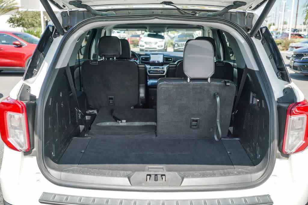 Used 2022 Ford Explorer XLT w/ Equipment Group 202A RWD image 25