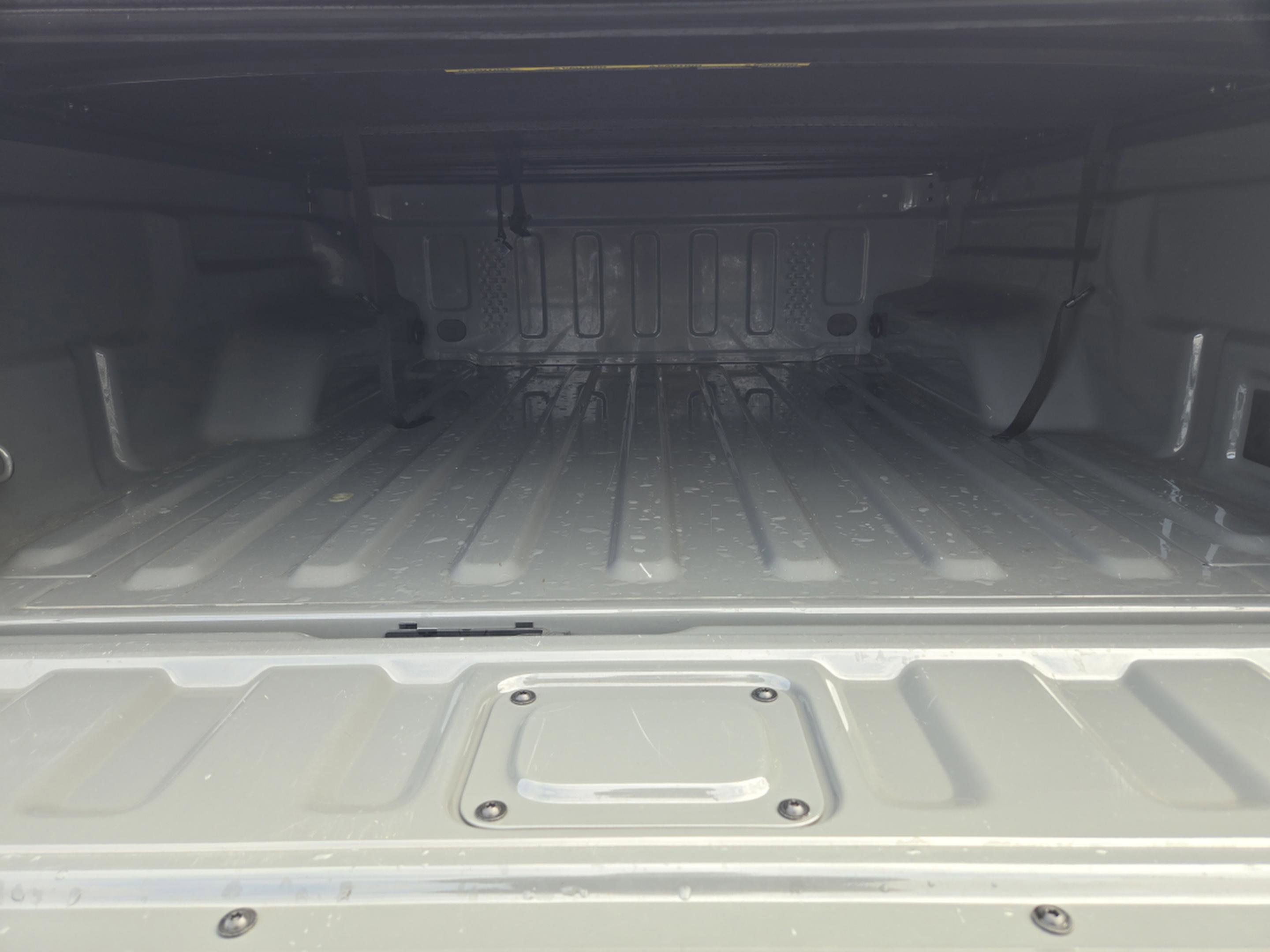 Used 2022 Jeep Gladiator Sport image 24