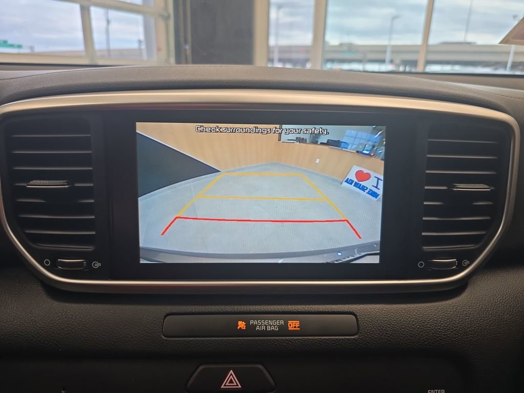 Used 2022 Kia Sportage LX image 25