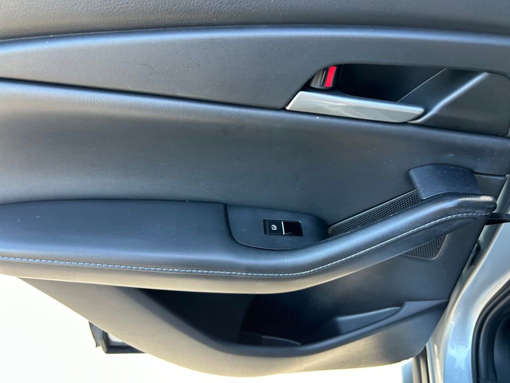 Used 2021 MAZDA CX-30 AWD 2.5 S w/ Select Package image 16