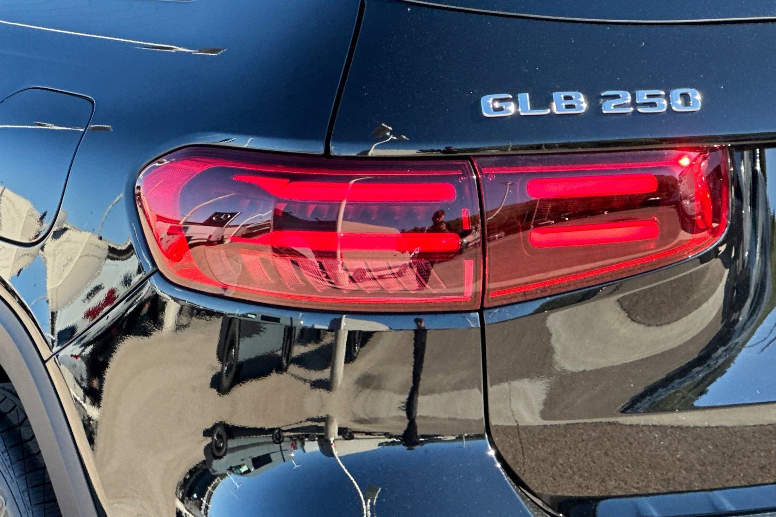 New 2026 Mercedes-Benz GLB 250 image 14