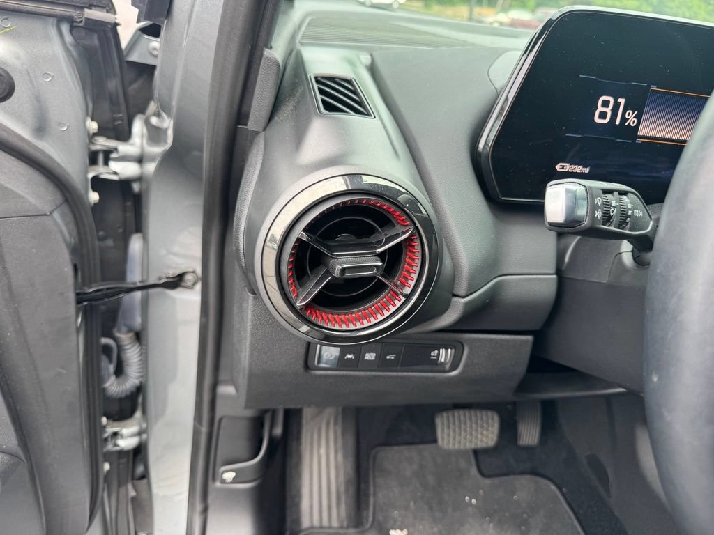 Used 2024 Chevrolet Equinox EV RS AWD/4WD image 21