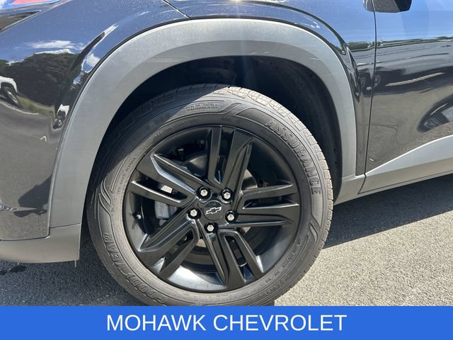 Used 2025 Chevrolet Trax ACTIV w/ Driver Confidence Package FWD image 32