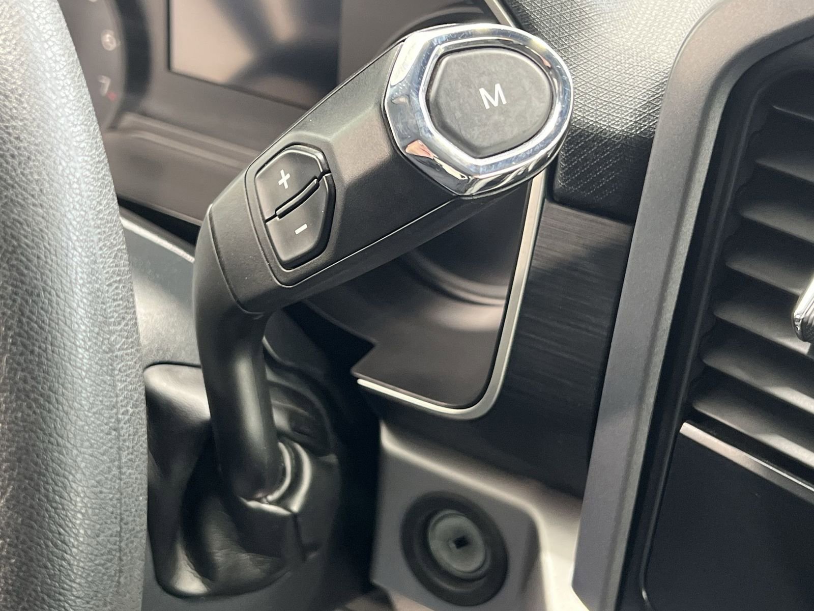 Used 2023 Ford F150 XLT image 20