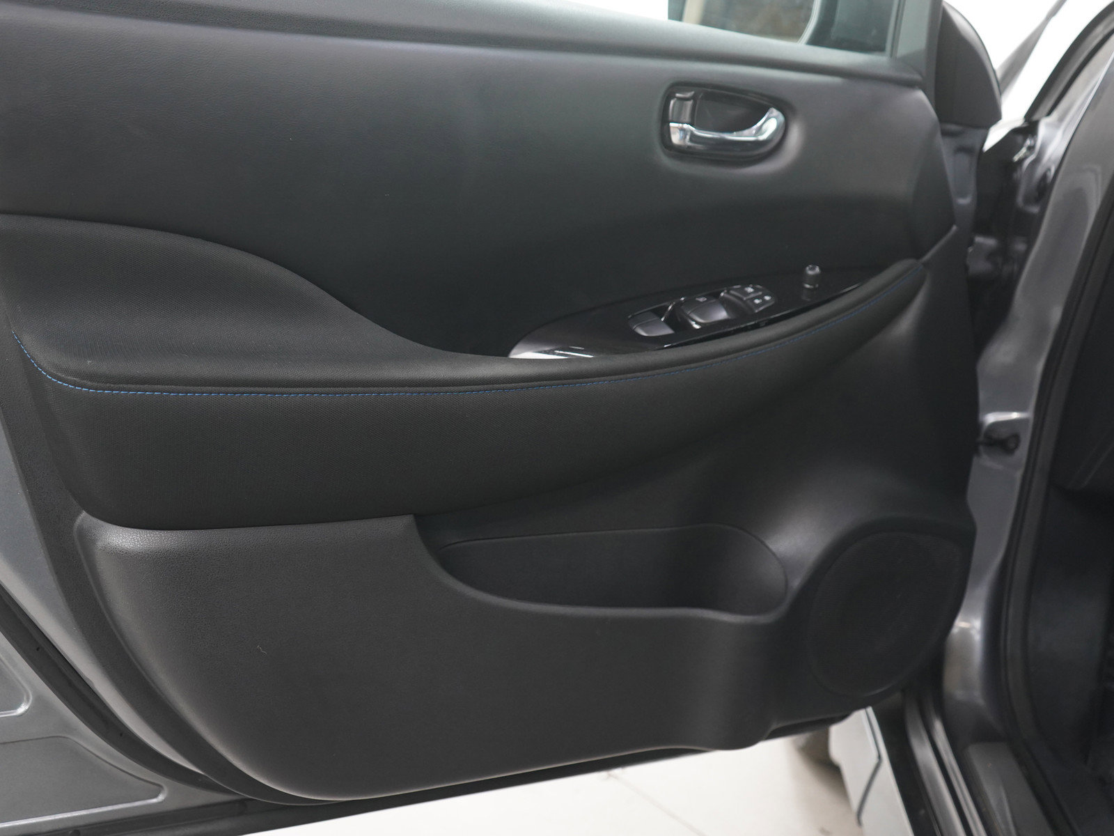 Used 2023 Nissan Leaf SV Plus FWD image 18