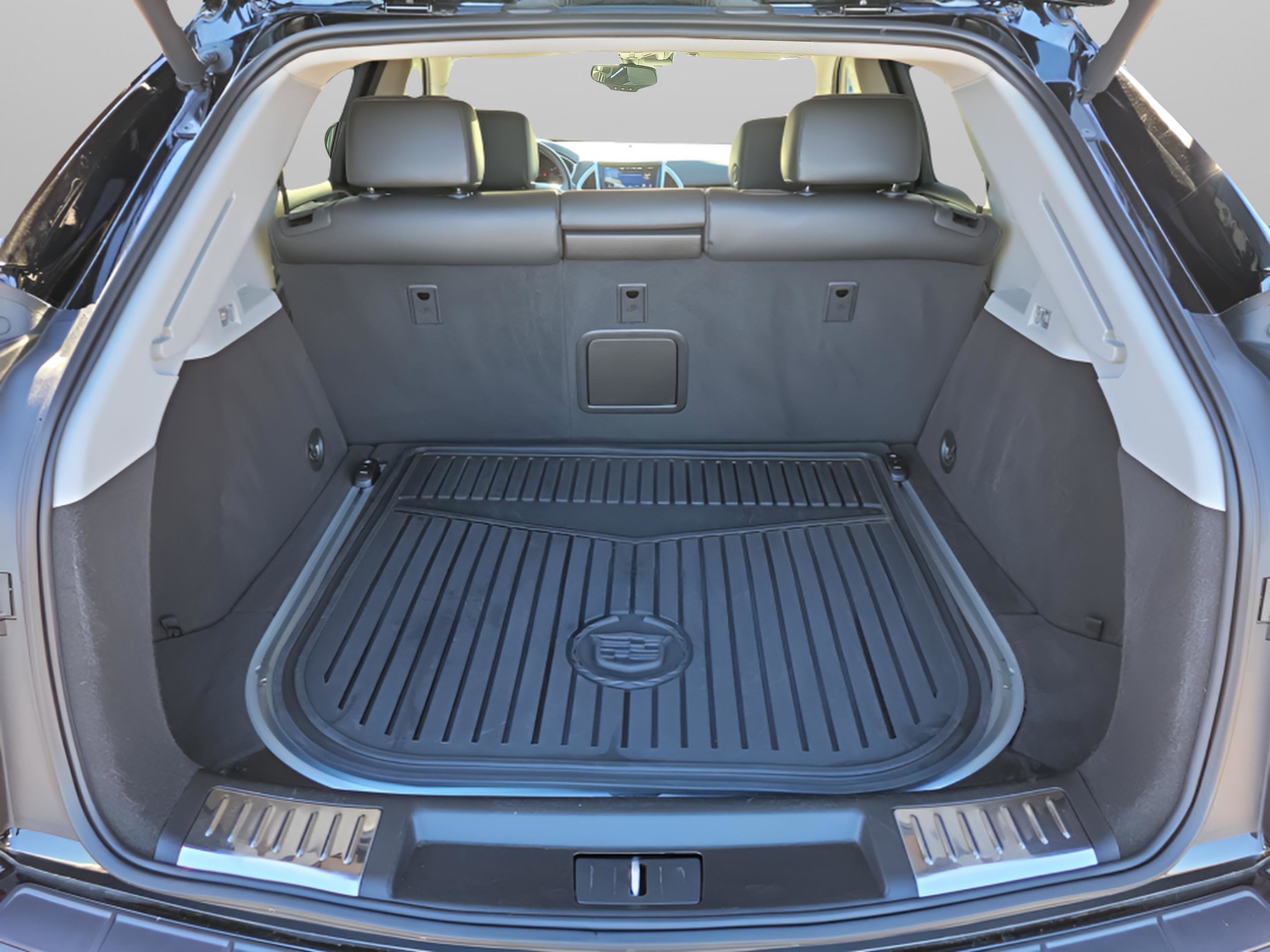 Used 2016 Cadillac SRX Luxury w/ Driver Awareness Package image 31