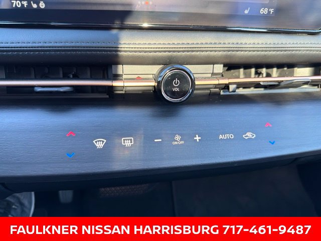 Used 2024 Nissan Ariya AWD image 28