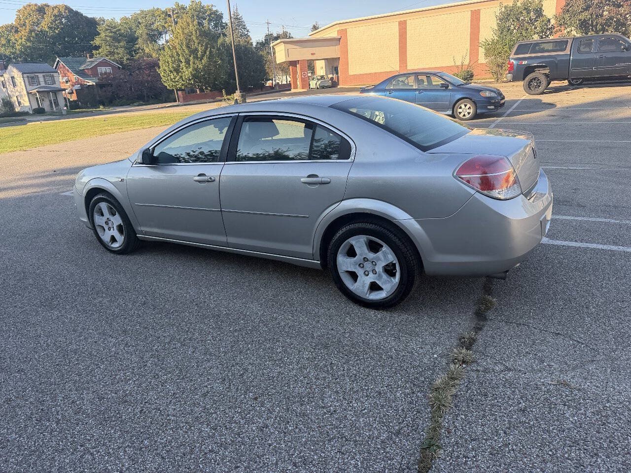 Used 2008 Saturn Aura XE w/ Preferred Package FWD image 2