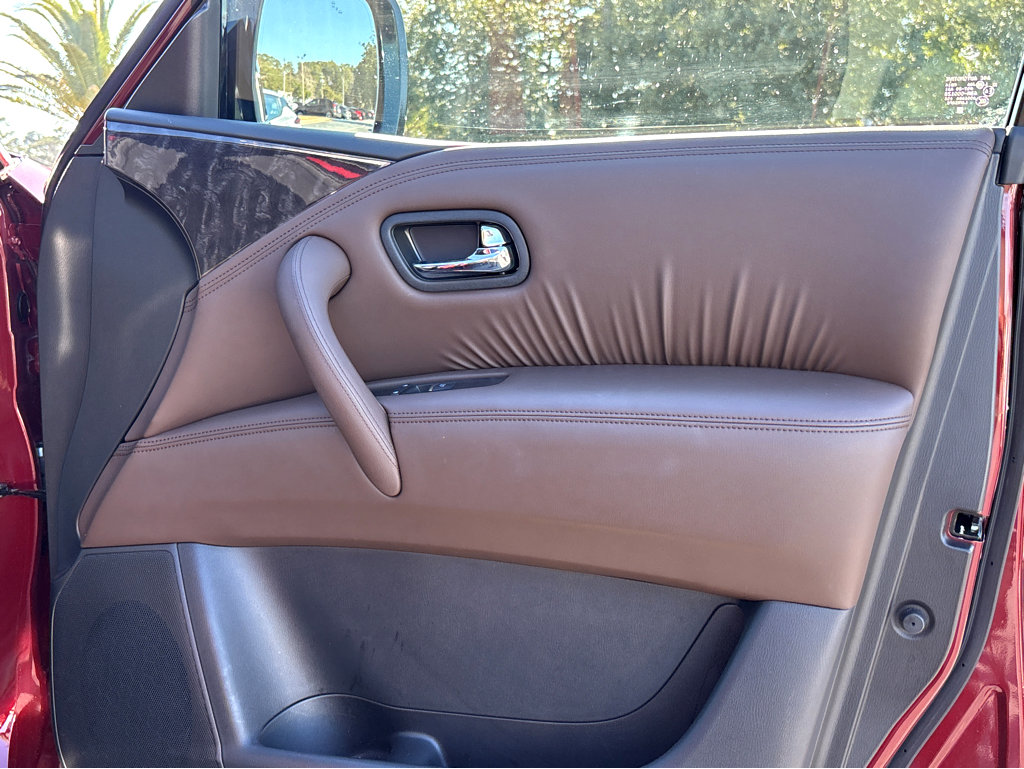 Used 2024 Nissan Armada Platinum w/ Captain's Chairs Package image 11