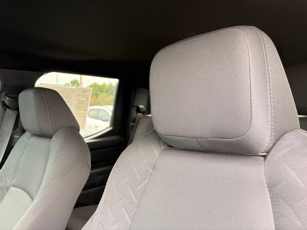 Used 2025 Toyota Tacoma SR5 AWD/4WD image 24