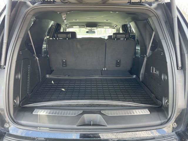 Used 2024 Chevrolet Tahoe Z71 w/ Luxury Package image 9